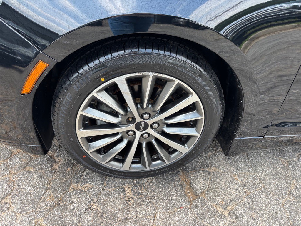 2017 Lincoln MKZ Image 15