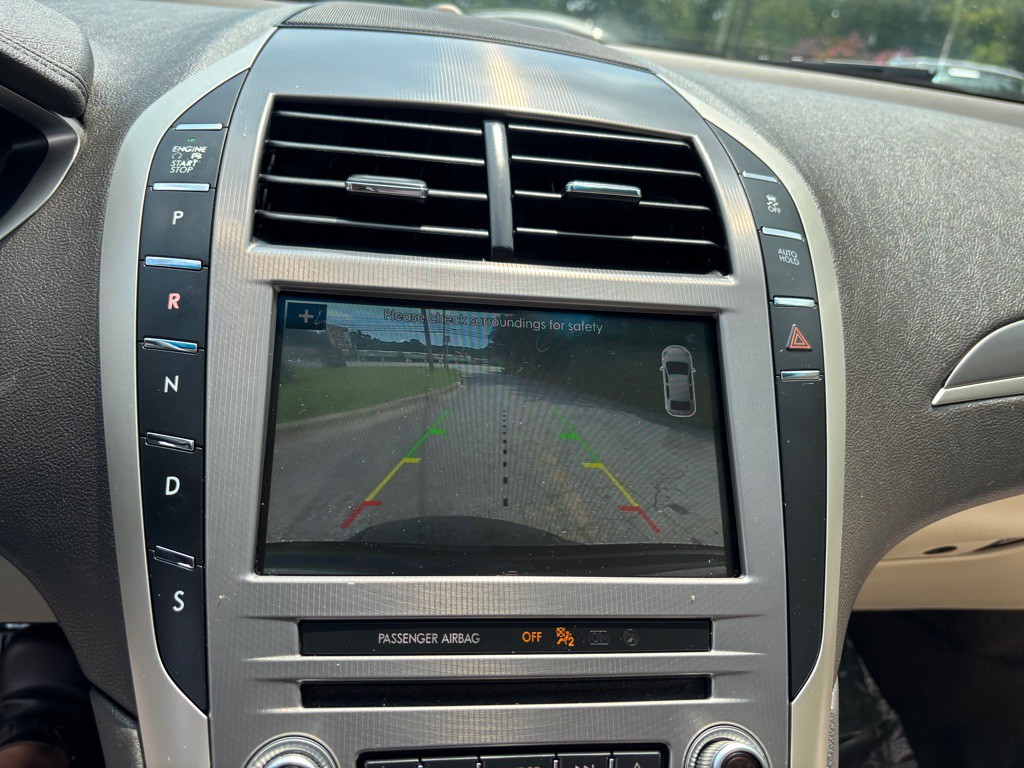2017 Lincoln MKZ Image 46