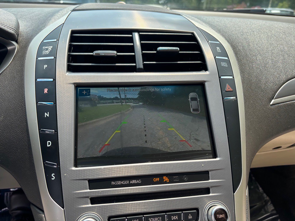 2017 Lincoln MKZ Image 47