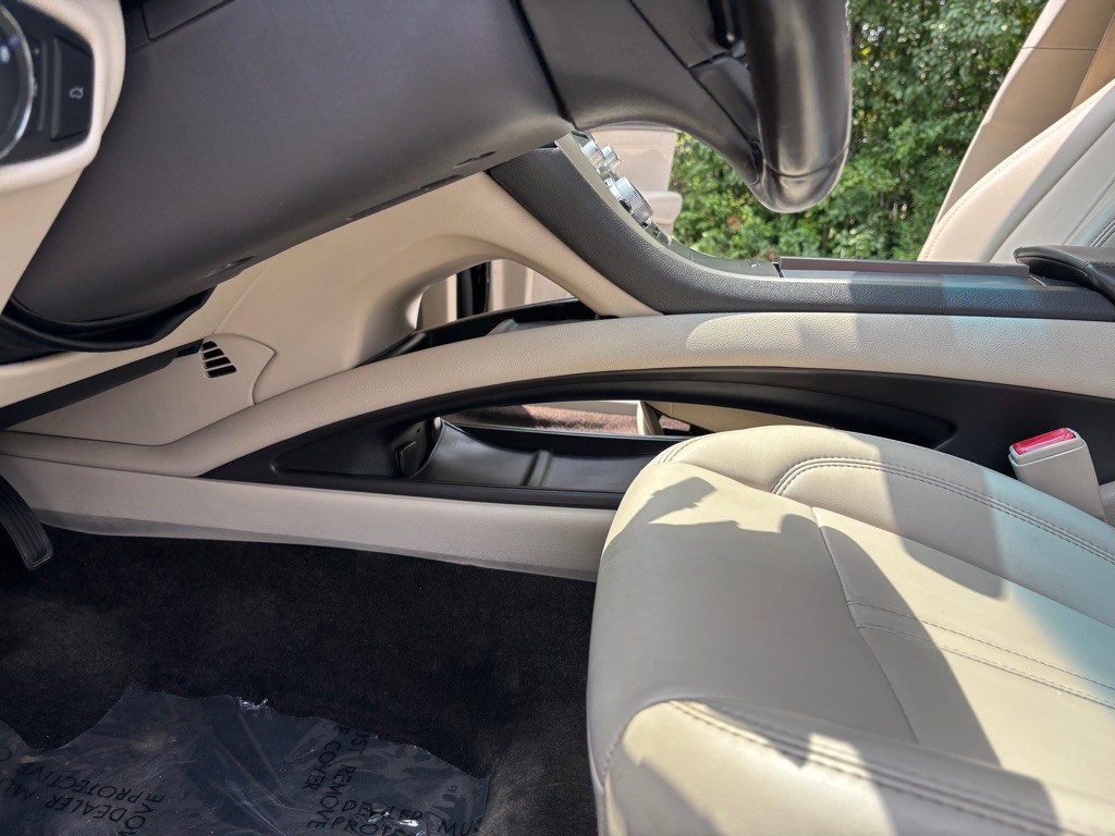 2017 Lincoln MKZ Image 50