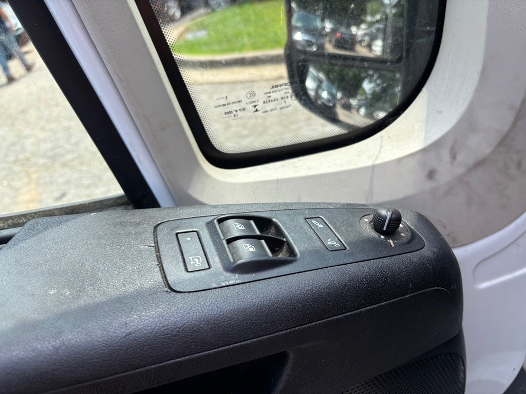 2017 RAM Promaster Image 14