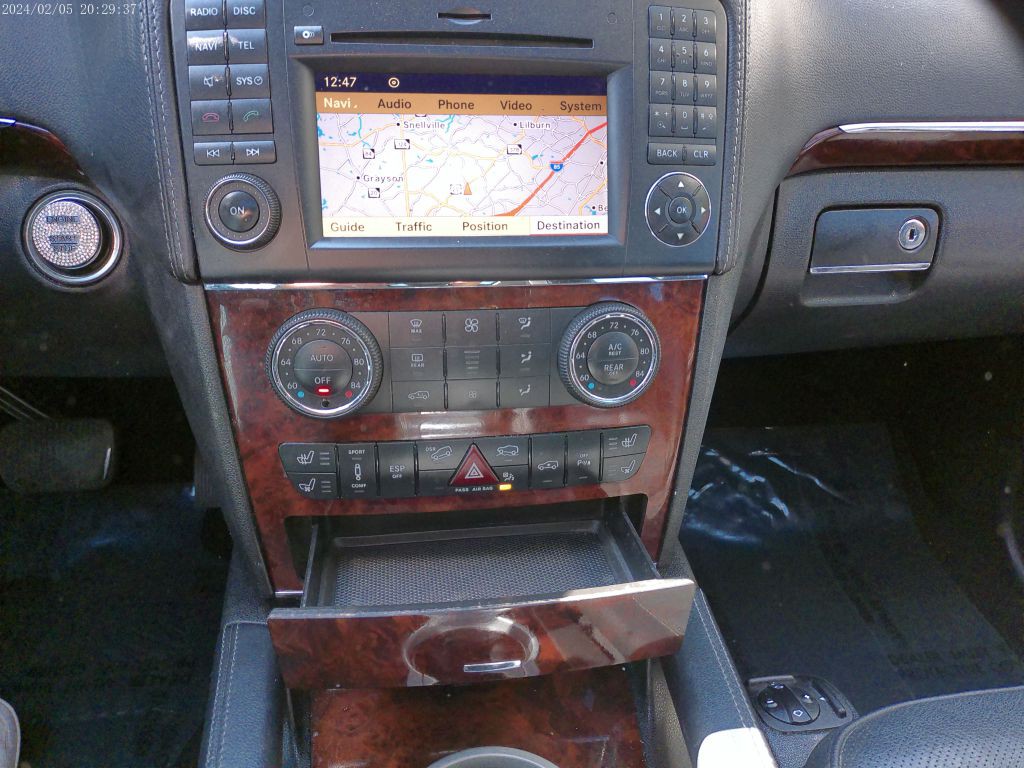2011 Mercedes-Benz GL-Class Image 16