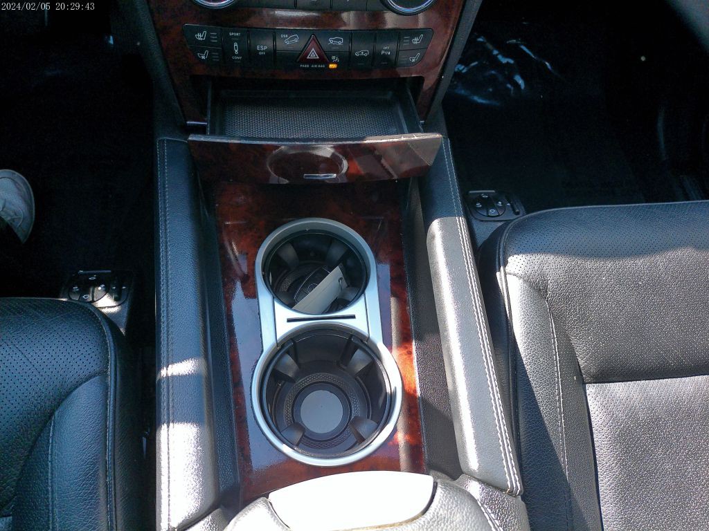 2011 Mercedes-Benz GL-Class Image 17
