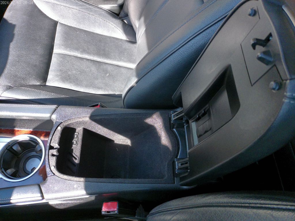 2011 Mercedes-Benz GL-Class Image 18