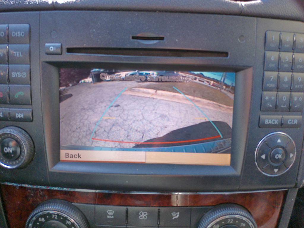 2011 Mercedes-Benz GL-Class Image 21