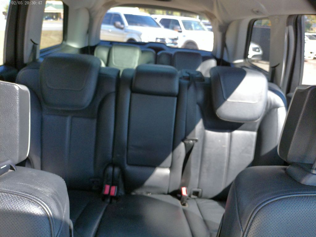 2011 Mercedes-Benz GL-Class Image 22