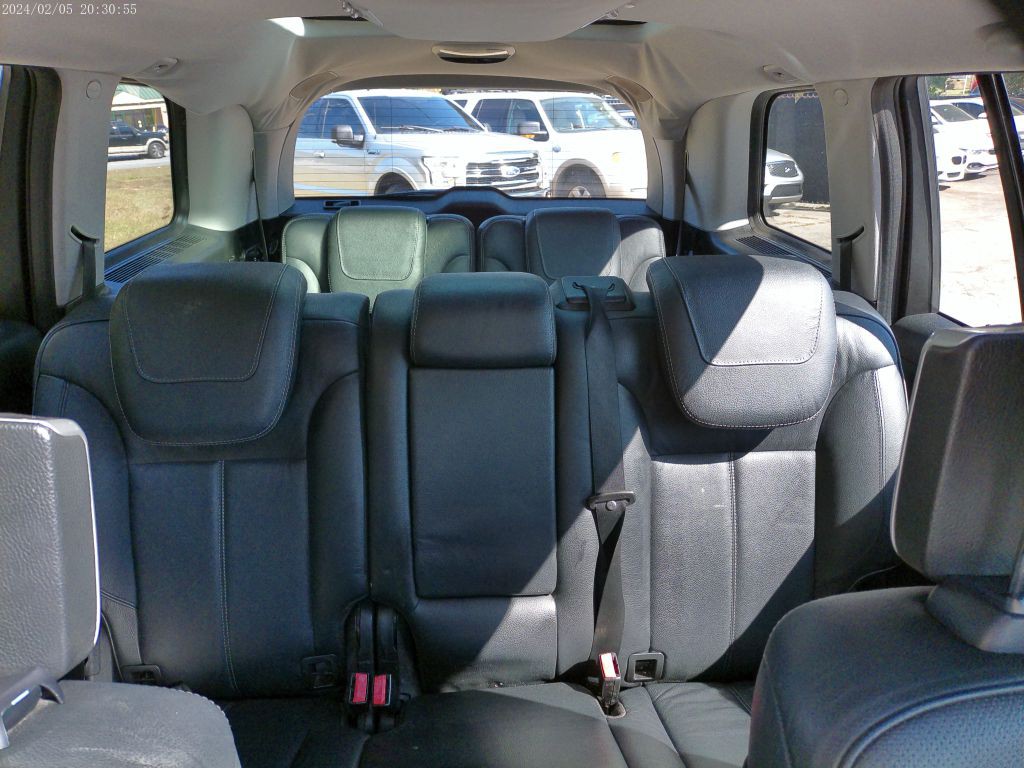 2011 Mercedes-Benz GL-Class Image 24