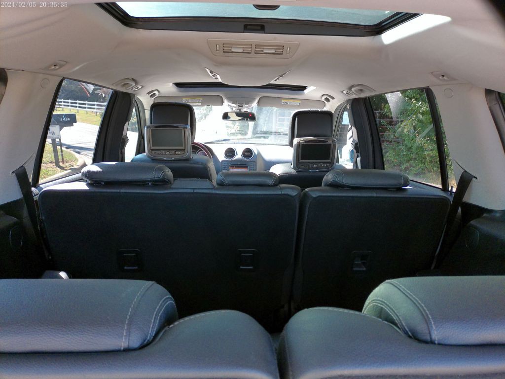 2011 Mercedes-Benz GL-Class Image 57