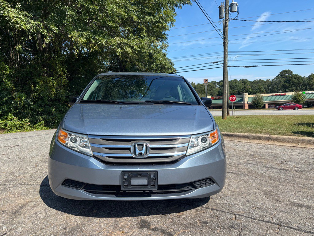 2012 Honda Odyssey Image 2