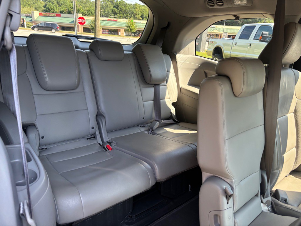 2012 Honda Odyssey Image 33