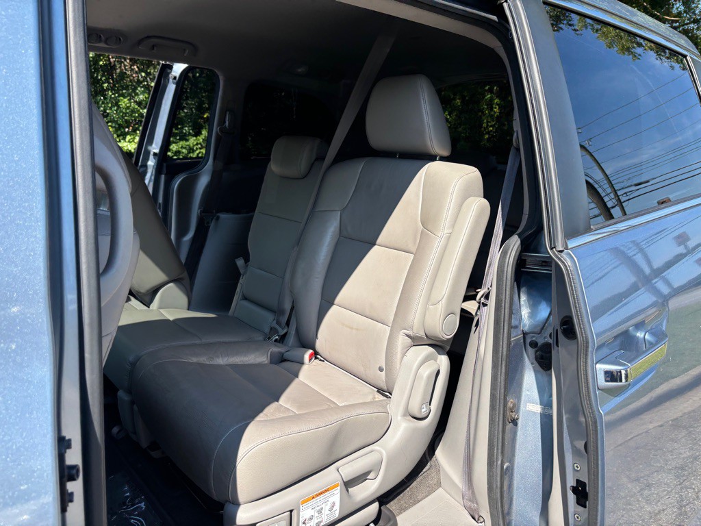 2012 Honda Odyssey Image 37