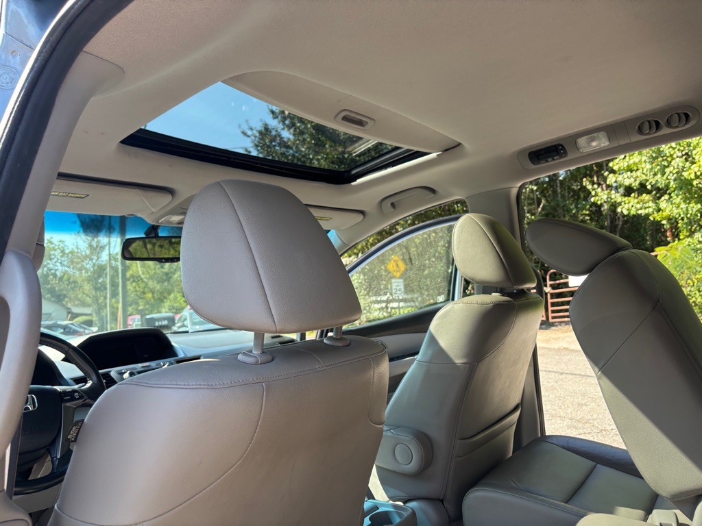 2012 Honda Odyssey Image 41