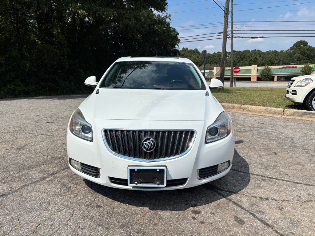 2012 Buick Regal Image 3