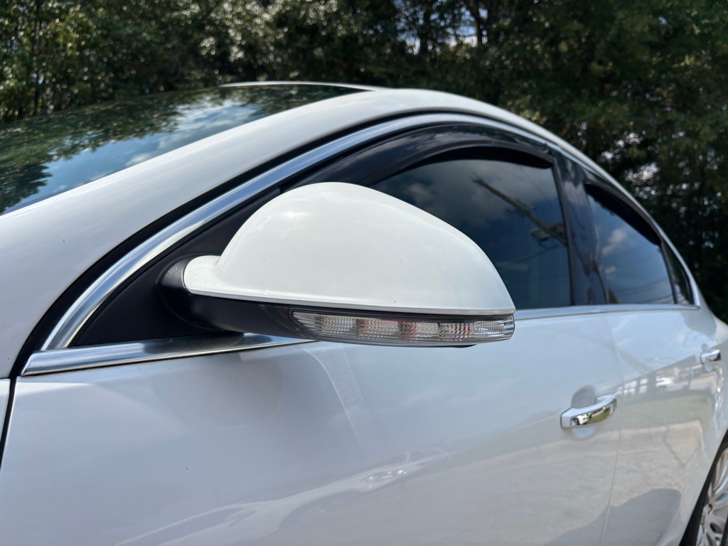 2012 Buick Regal Image 13