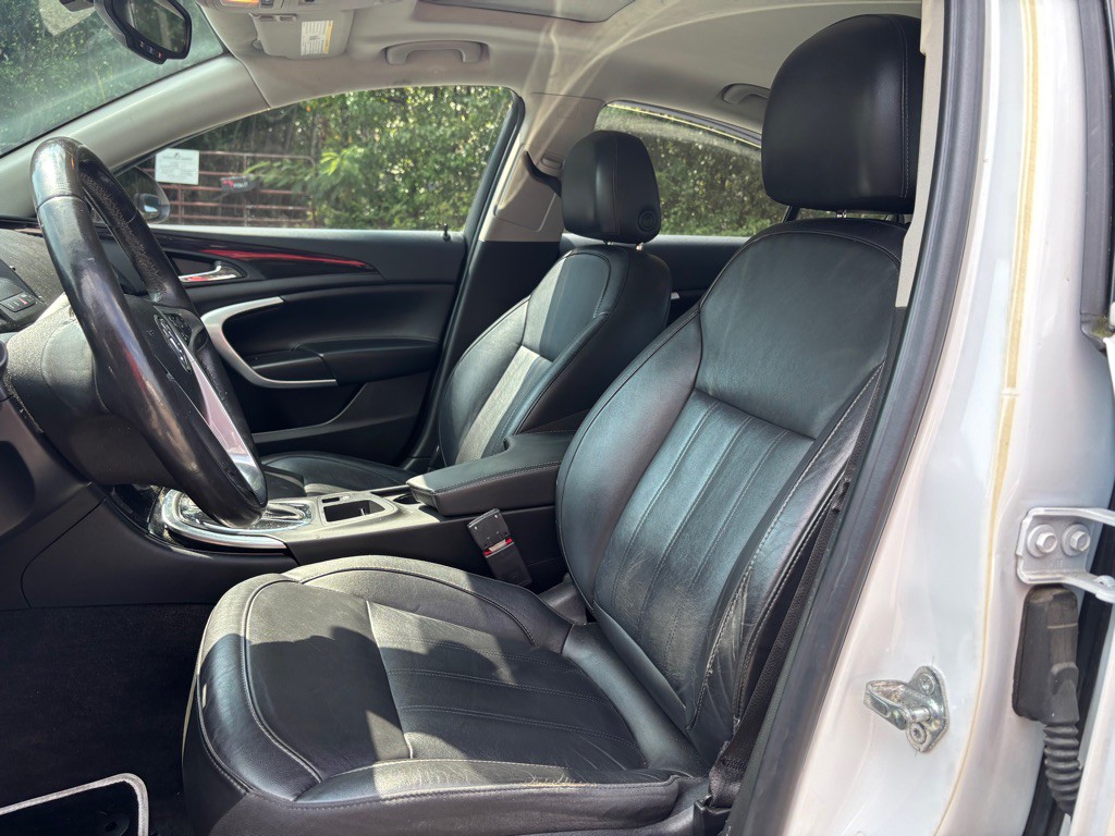 2012 Buick Regal Image 15