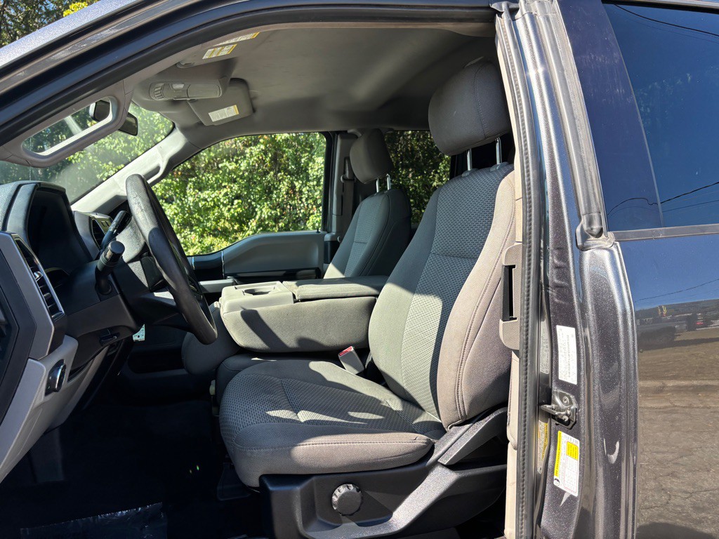 2017 Ford F-150 Image 28