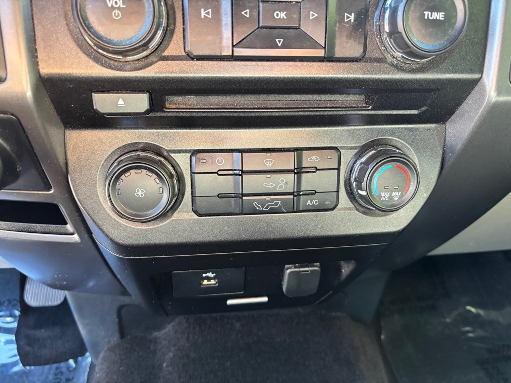 2017 Ford F-150 Image 55