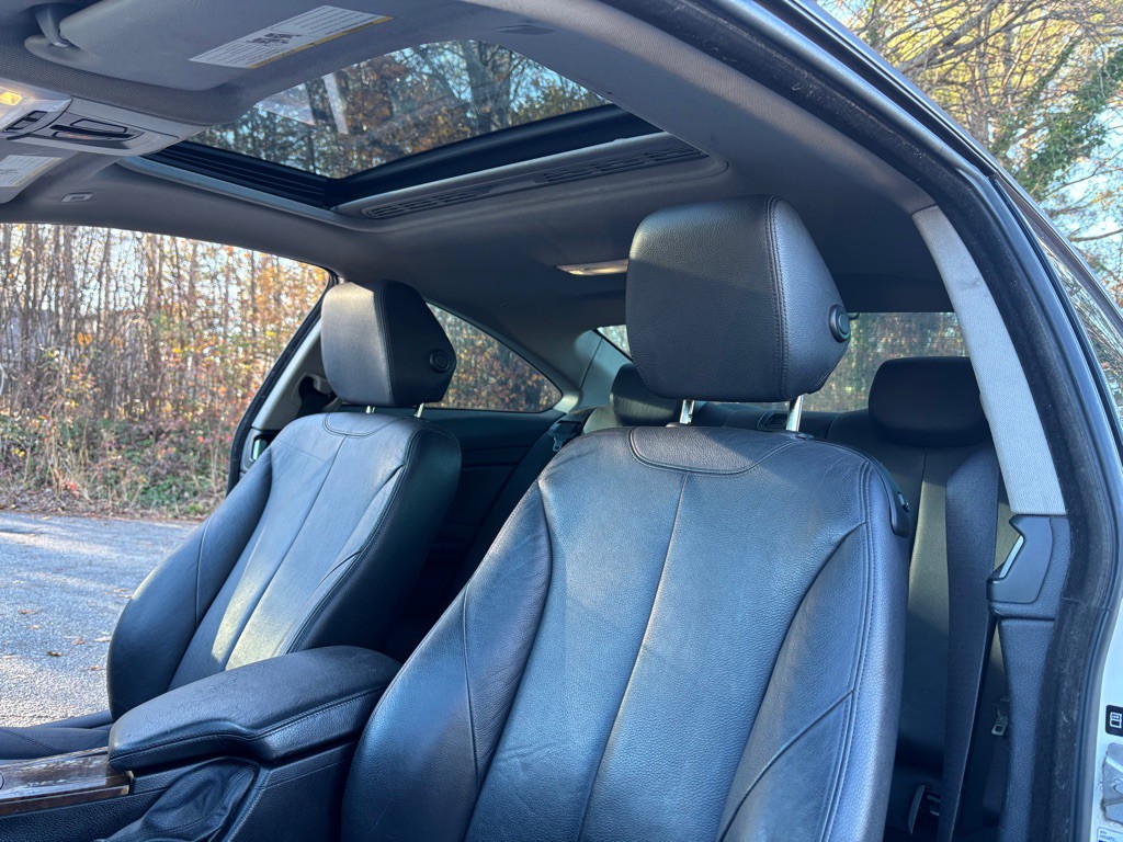 2014 BMW 4 Series Image 17