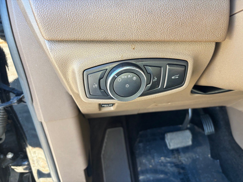 2017 Lincoln MKC Image 40