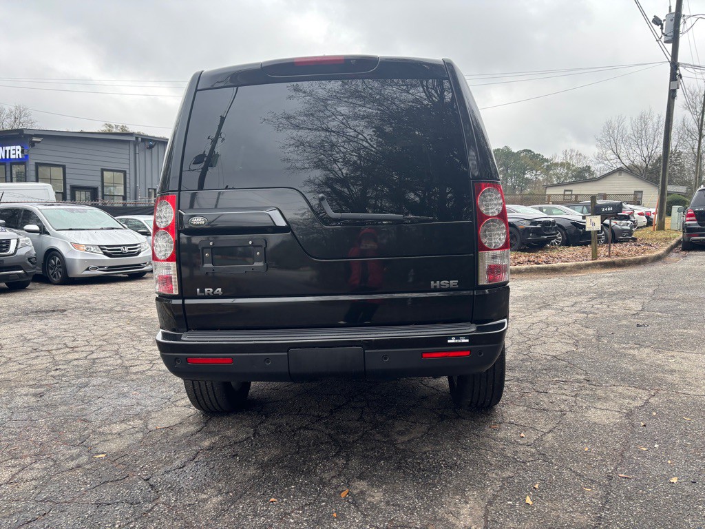 2011 Land Rover LR4 Image 10