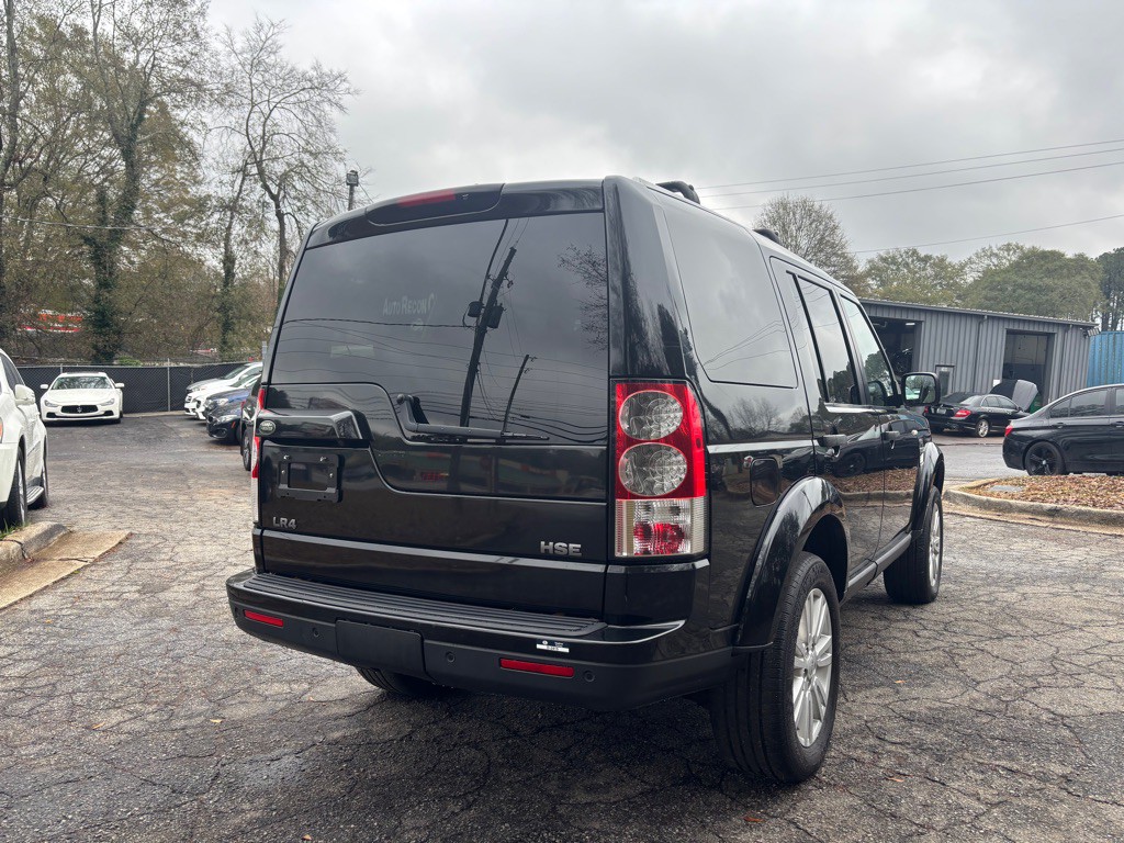 2011 Land Rover LR4 Image 12