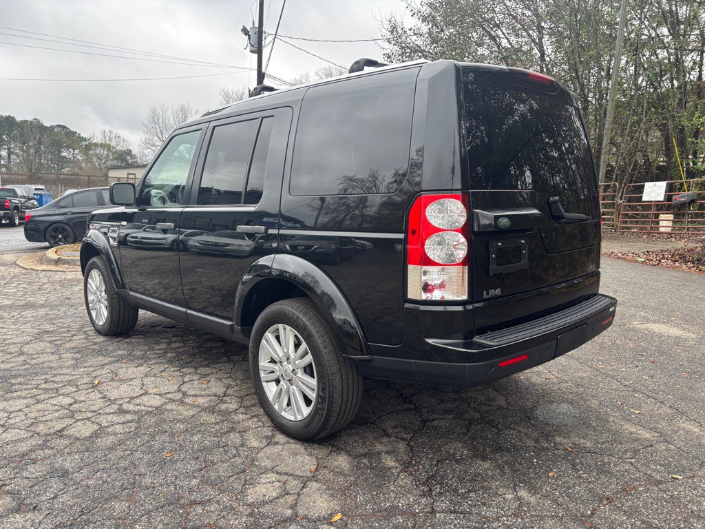 2011 Land Rover LR4 Image 14