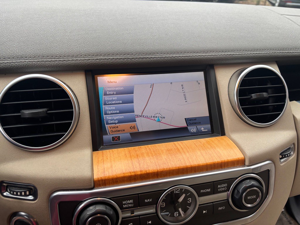 2011 Land Rover LR4 Image 53