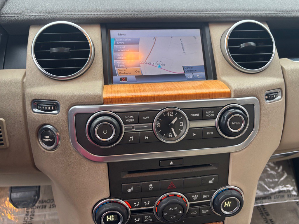 2011 Land Rover LR4 Image 54