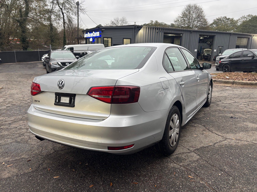 2016 Volkswagen Jetta Image 11