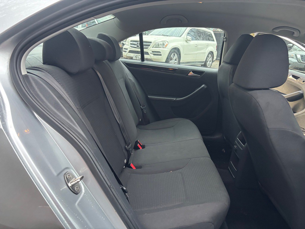 2016 Volkswagen Jetta Image 22