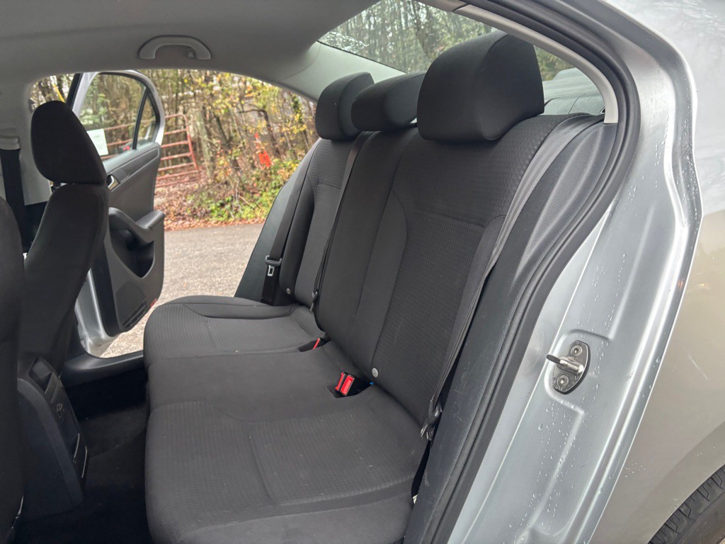 2016 Volkswagen Jetta Image 26