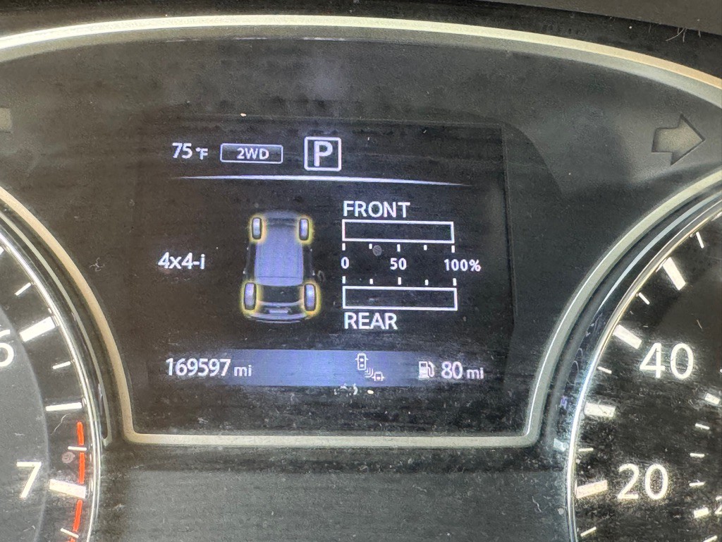 2017 Nissan Pathfinder Image 60