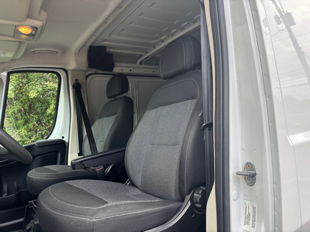 2014 RAM Promaster Image 23