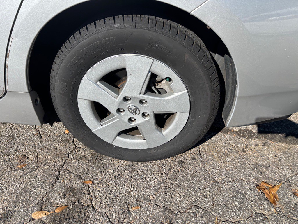 2010 Toyota Prius Image 14