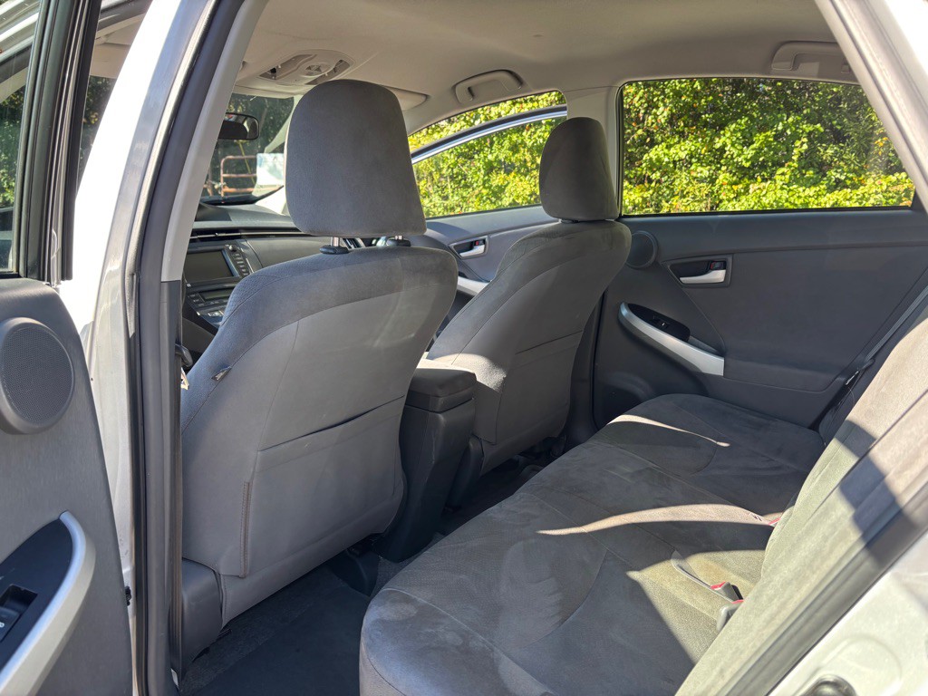 2010 Toyota Prius Image 35