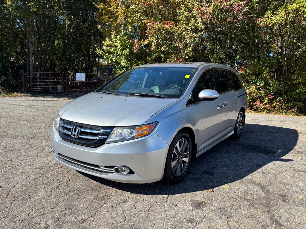 2015 Honda Odyssey Image 4
