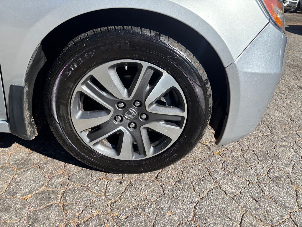 2015 Honda Odyssey Image 11