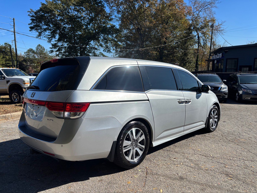 2015 Honda Odyssey Image 12