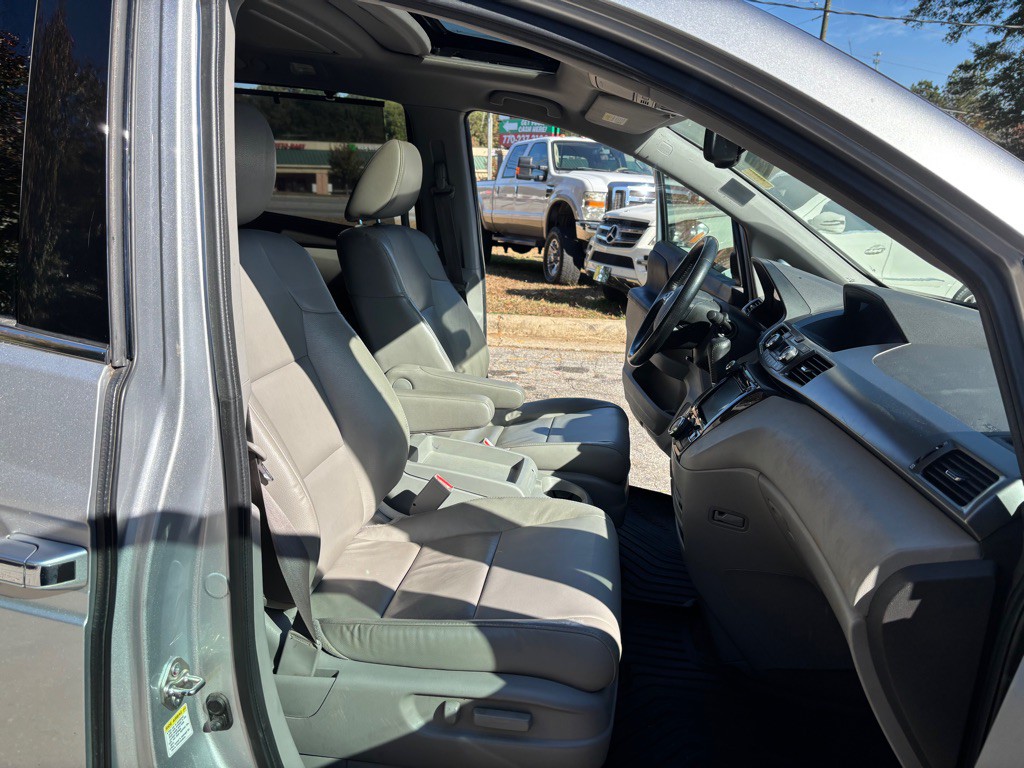 2015 Honda Odyssey Image 23