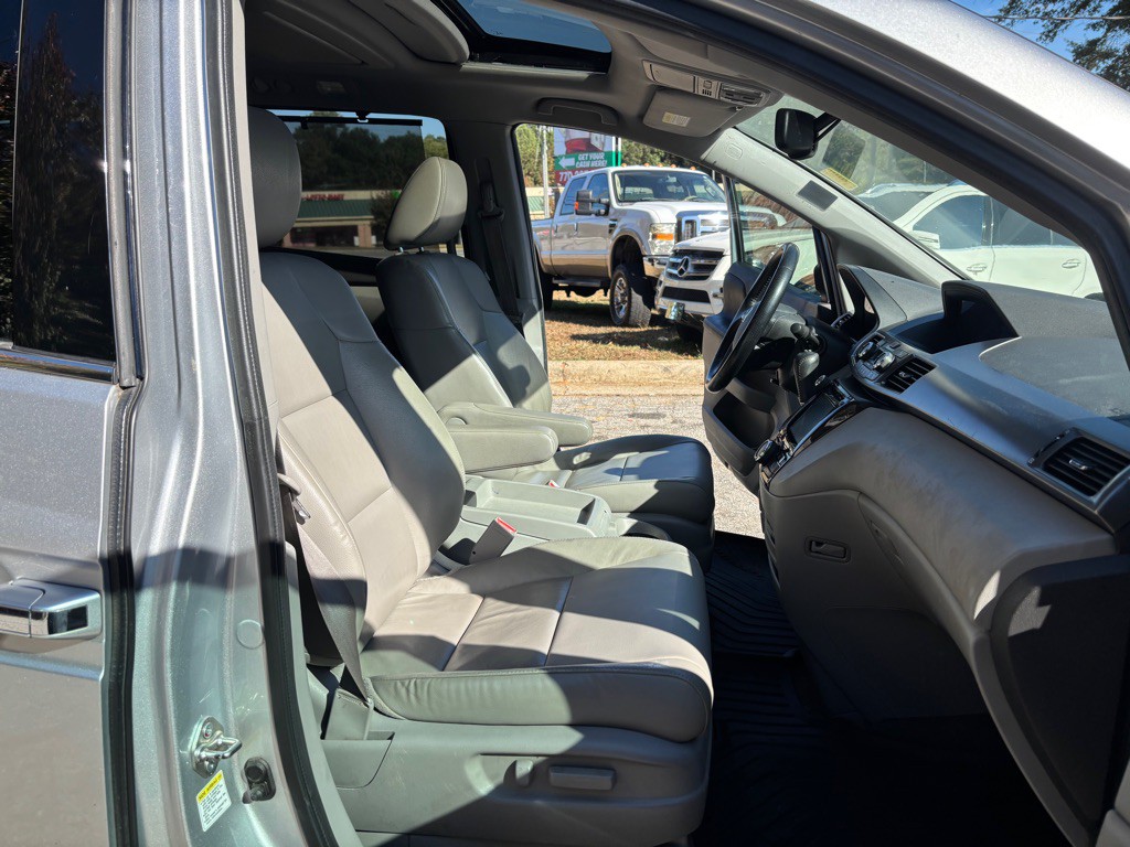 2015 Honda Odyssey Image 24