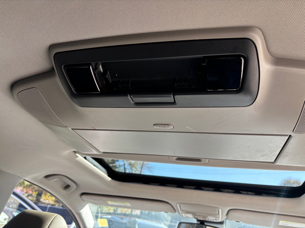 2015 Honda Odyssey Image 32