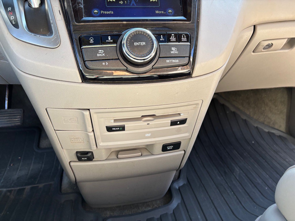 2015 Honda Odyssey Image 57