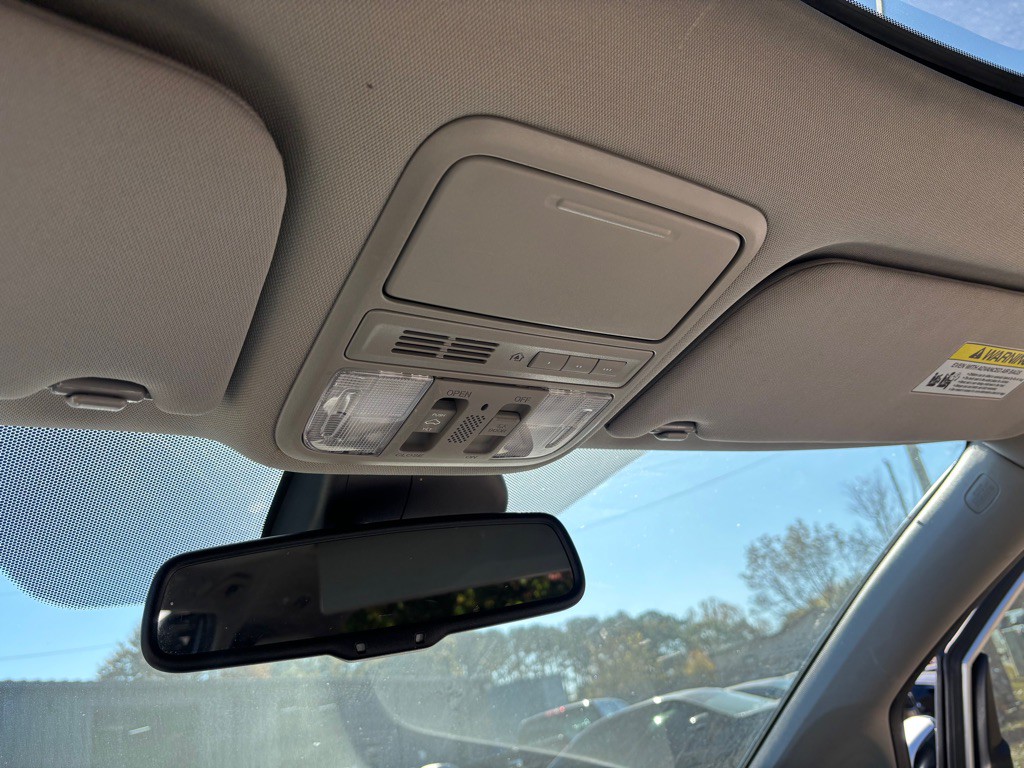 2015 Honda Odyssey Image 58