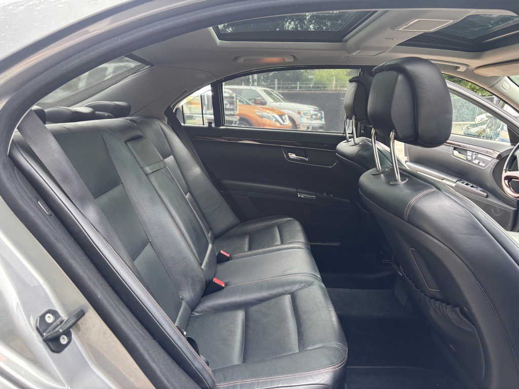 2012 Mercedes-Benz S-Class Image 22