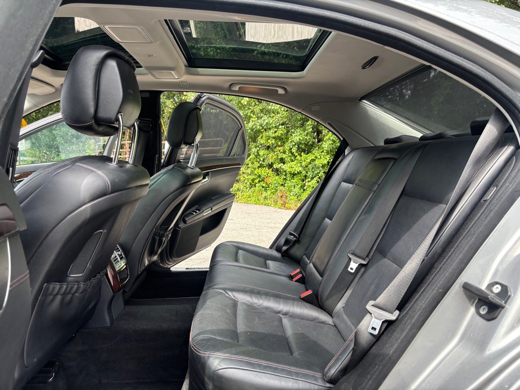 2012 Mercedes-Benz S-Class Image 24