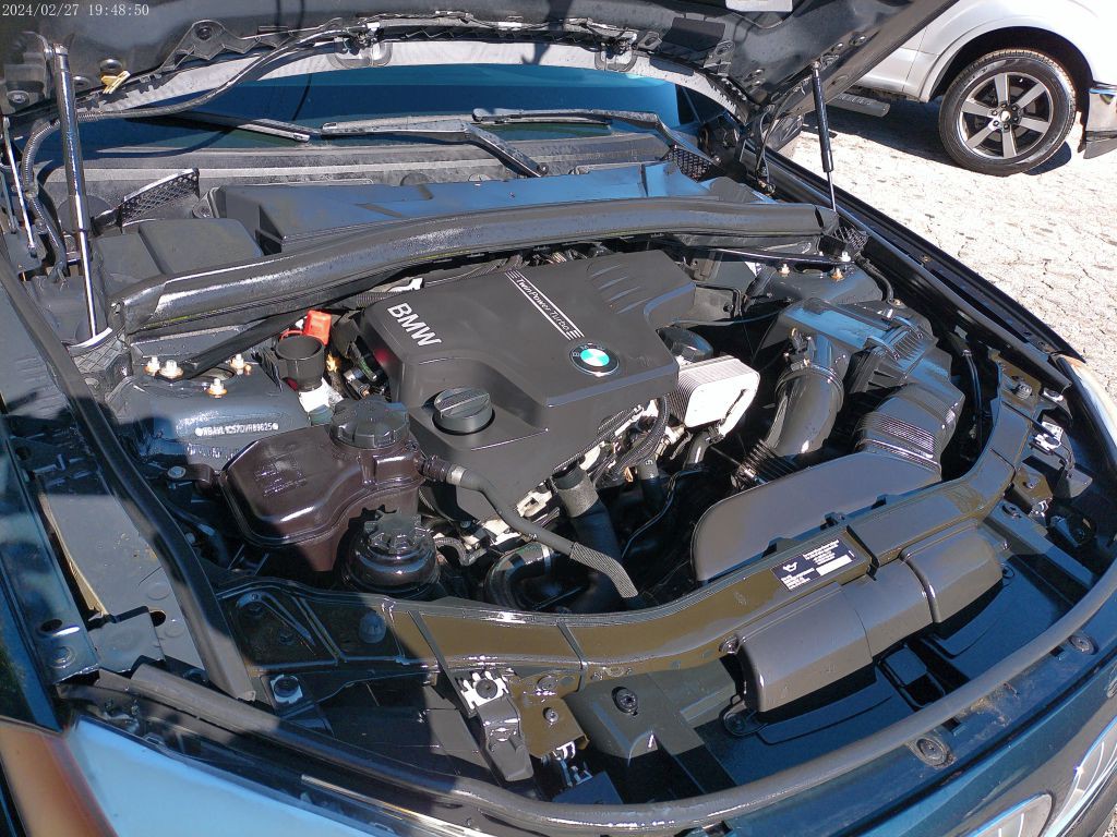 2013 BMW X1 Image 43