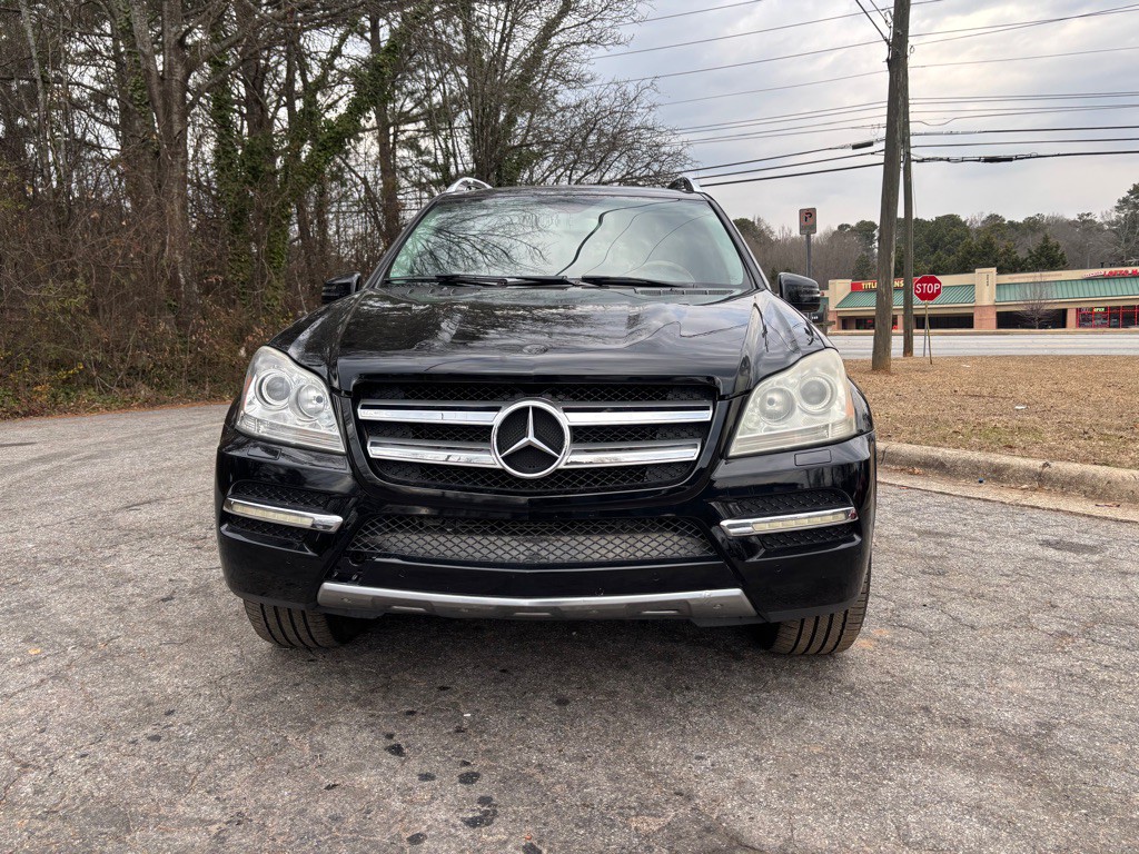 2011 Mercedes-Benz GL-Class Image 2