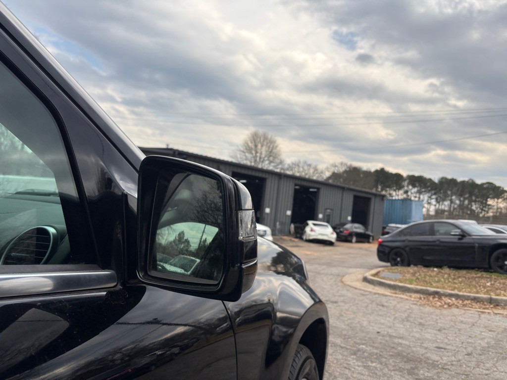 2011 Mercedes-Benz GL-Class Image 12