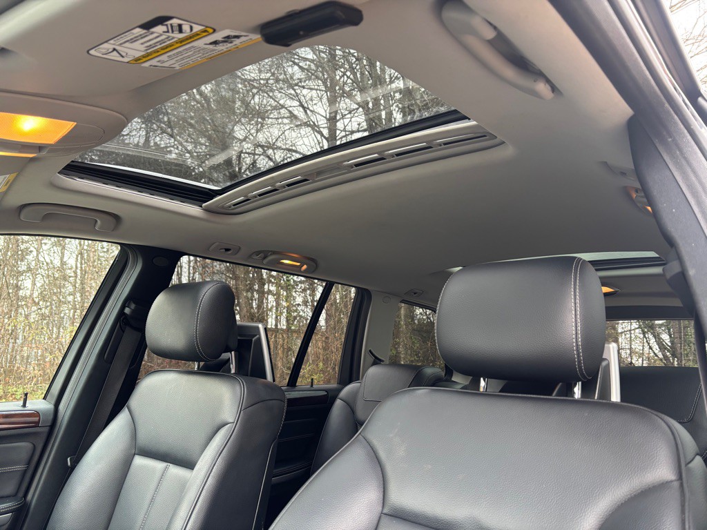 2011 Mercedes-Benz GL-Class Image 27