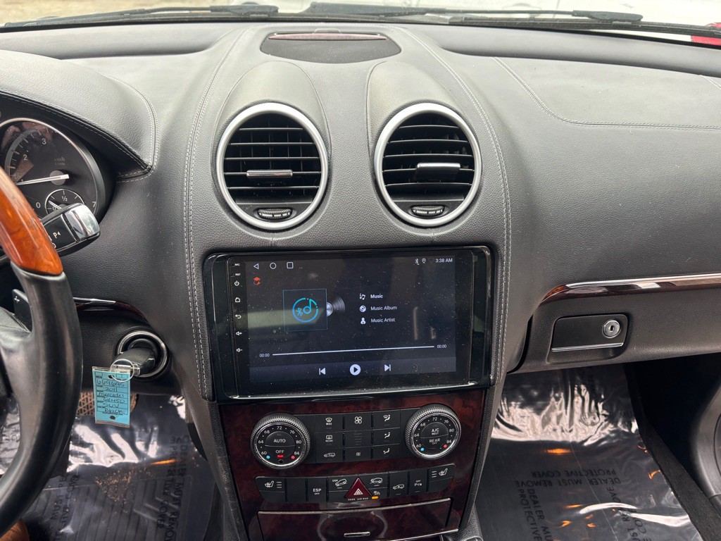 2011 Mercedes-Benz GL-Class Image 62